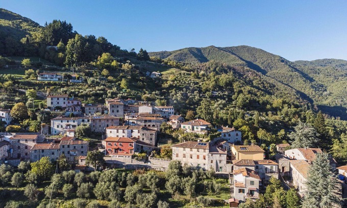 Pescaglia Casa | Estupenda casa de vacaciones para 6 personas con piscina privada, WIFI, TV, patio y aparcamiento