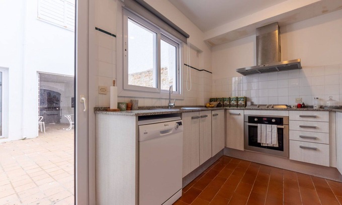 Altafulla Casa | Wonderful villa for 9 people with A/C, WIFI, TV and patio
