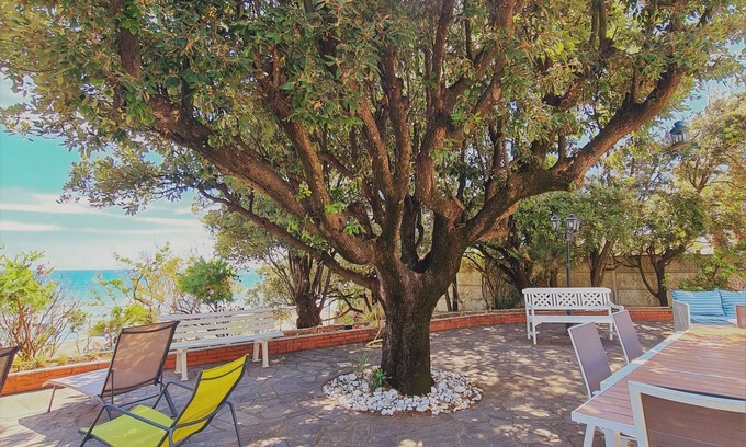 Fondi Villa | MARAVILLOSA VILLA GREG EN LA PLAYA ENTRE SPERLONGA Y TERRACINA