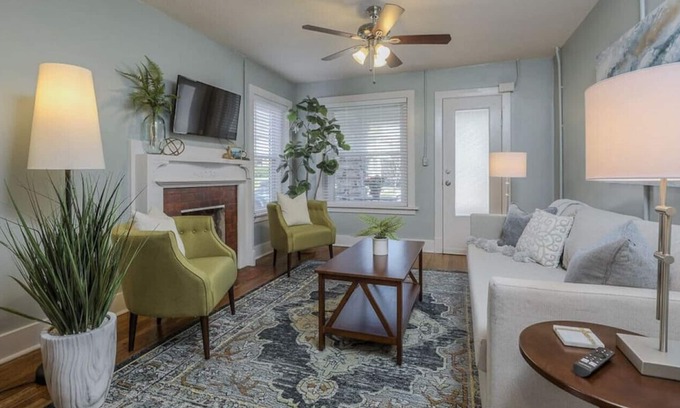 Central Hyde Park Apartamento | Wonderful Whereabouts: 1bd/1ba