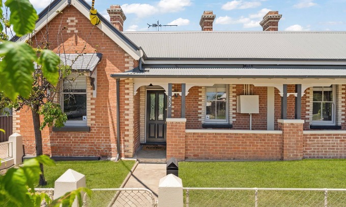 Bathurst Casa | Wonderful William - Charming Home close to CBD