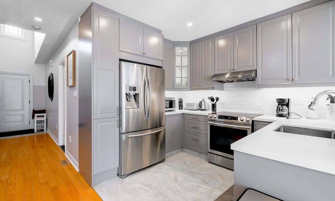 Vaughan Casa | Wonderland View Home
