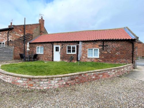 Cayton Casa | Wonky Cottage
