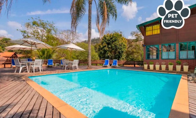 Itaipava Hotel | Wood House