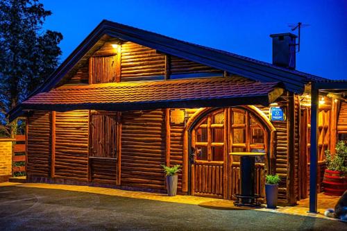 Virovitica Casa | Wood house Marilla