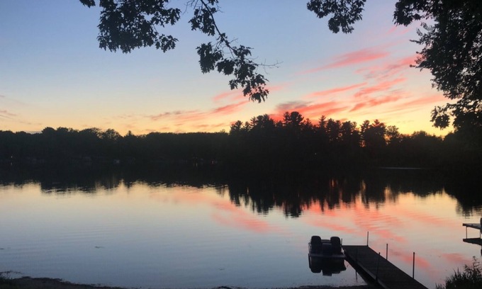 Mecosta Cabaña | Wood St. Retreat/Lake Front Cottage