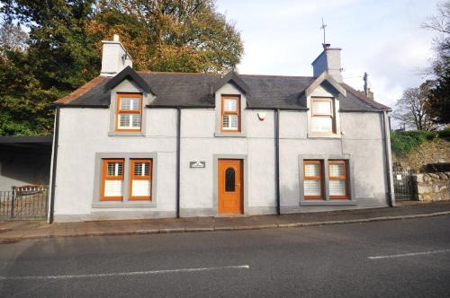 Newton Stewart Casa | Woodbank Cottage - Cosy Cottage Retreat