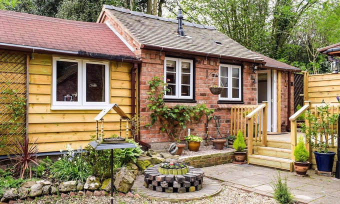 Telford Cabaña | Woodcarver's Cottage