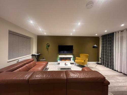 Staple Hill Casa | Woodcote house