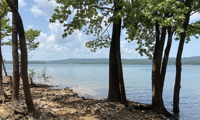 Greers Ferry Casa | Wooded Bliss on 1 acre with lake access across the street and sleeps up to 10!!