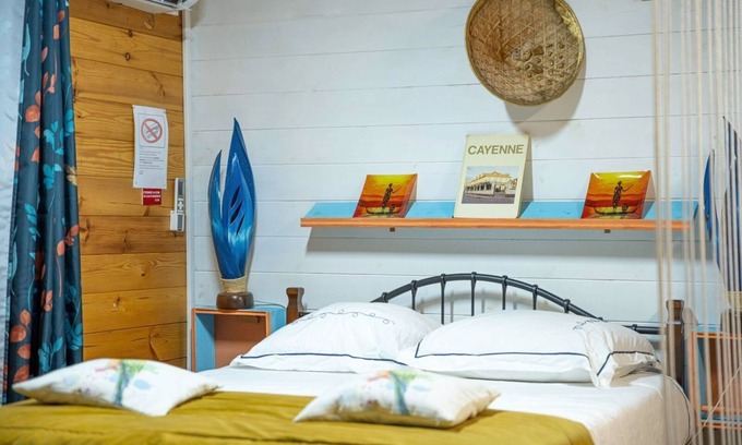 Matoury Chalet De Esquí | Chalet A de Madera en el Corazón de la Naturaleza