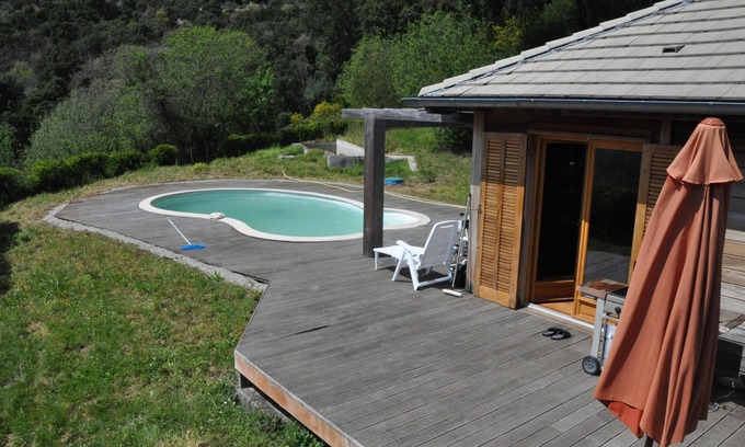Santa-Maria-Poggio Casa | Madera vivienda unifamiliar con impresionantes vistas al mar: las vacaciones perfectas