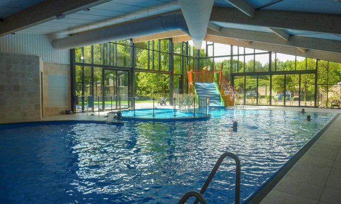 Ruinen Chalet De Esquí | Wooden lodge near three national parks