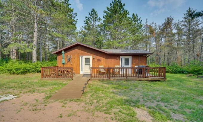 Brule Casa | Woodland Cabin with Fishing, ATV and Snowmobile Trails