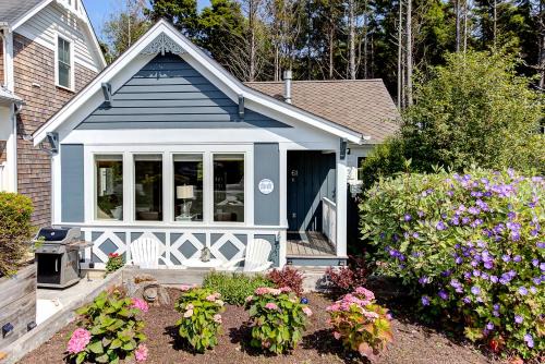 Seabrook Casa | Woodland Cottage by Seabrook Hospitality