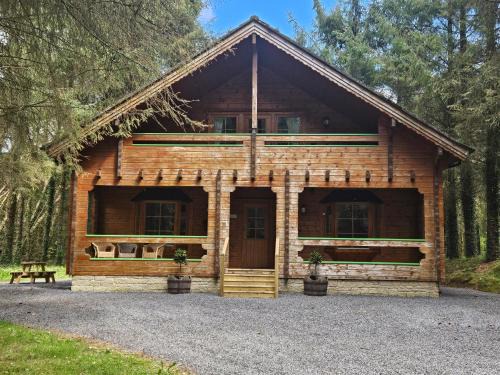 Ballyconnell Chalet De Esquí | Woodland Log Cabin