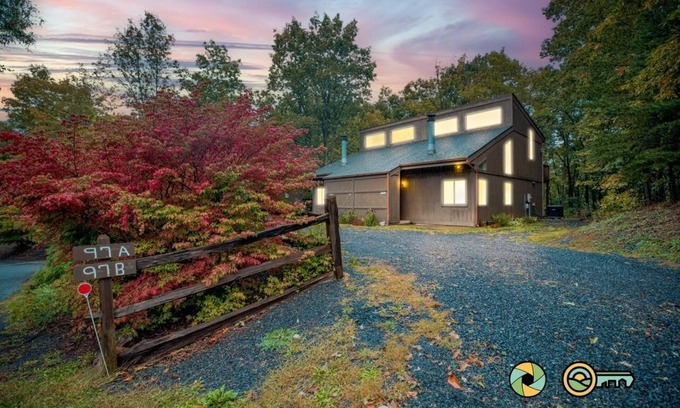 Basye Casa | Woodland Retreat (#97B) | Quiet area | Minutes to Bryce Resort!