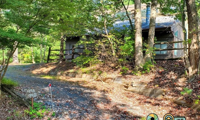 Basye Casa | Woodland Retreat (#99A) | Quiet area | Minutes to Bryce Resort!