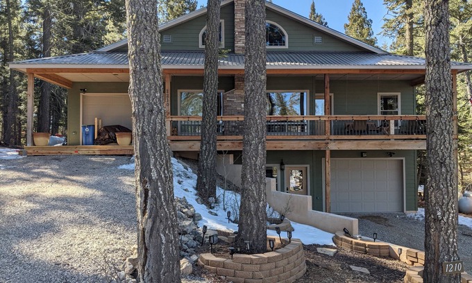 Cloudcroft Chalet De Esquí | Woodlands Chalet Forest, Luxury, Parking, Bedrooms w/ Ensuite Bathrooms, CLEAN