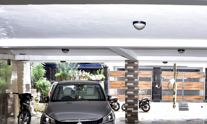 Hauz Khas Apartamento | Woodpecker - 2 Bedroom Service Apartment