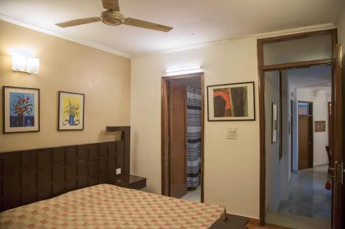 Kharera Cama Y Desayuno | Woodpecker Apartments Hauz khas