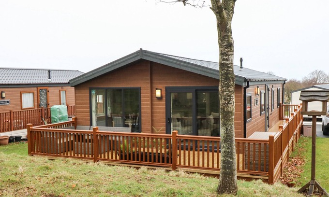 Dunbar Cabaña | WOODPECKER LODGE, family friendly, with a garden in Dunbar