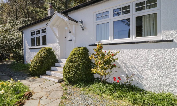Thornthwaite Cabaña | WOODSIDE, family friendly, with open fire in Braithwaite