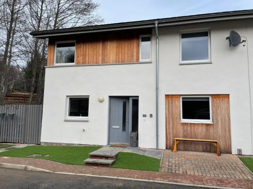 Aviemore Casa | Woodside retreat holiday home in Aviemore