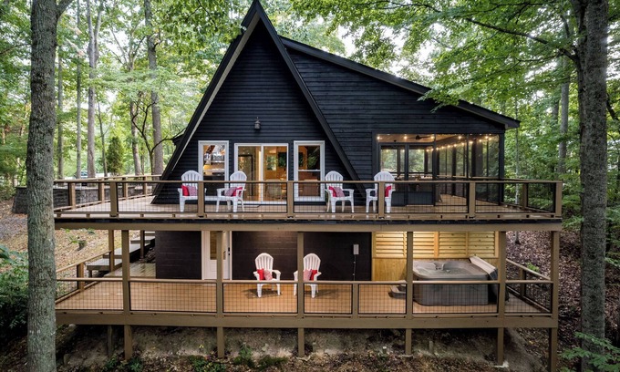 Smithville Cabina | Woodsong Cabin near Center Hill Lake