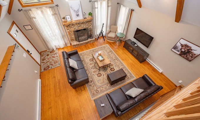 Sky Valley Casa | New! Get Your Creek On: Lake Access, Fireplace, Grill, Fire Pit!