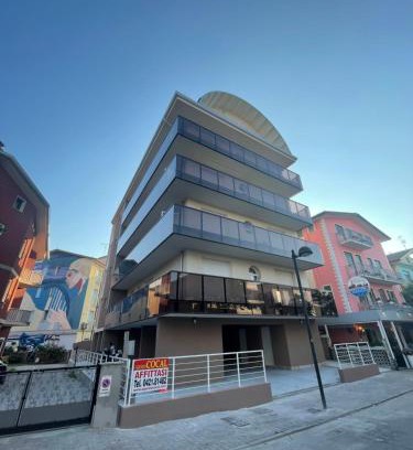 Old Town Apartamento | Woody Green Penthouse Sea View - Agenzia Cocal