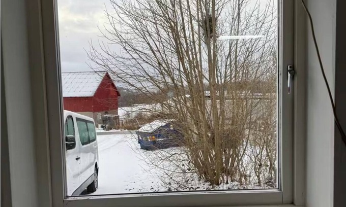 Save Apartamento | Workers - 5BR - 1bath - Säve - Parking lot