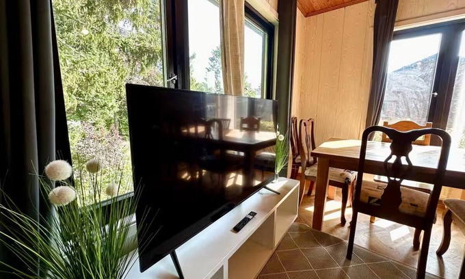 Torslanda Apartamento | Workers - 7BR - 2bath - Volvo - Parking lot - All-inclusive