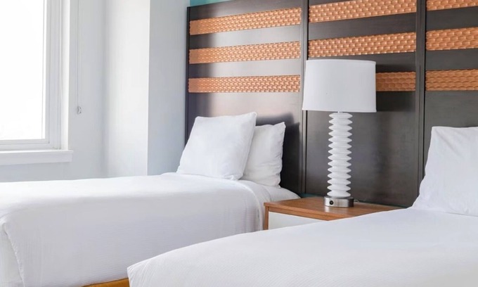 Anaheim Resort Complejo | Worldmark Anaheim 2-bd 2-ba, Murphy bed,sleeps 6, Disneyland June 29-July 6
