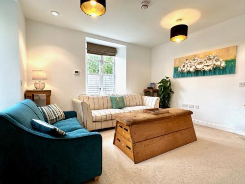 Stamford Casa | Wothorpe House, 4 bed, Stamford Centre by Belmont Places