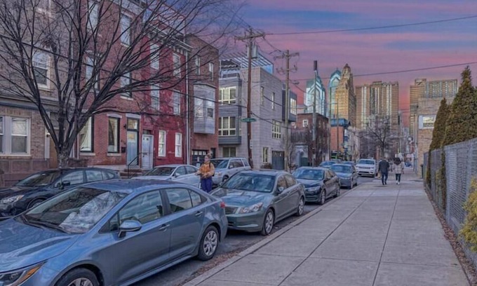 Graduate Hospital Apartamento | WOW! 2-BD/2BA Retreat WiFi, Central Air, and Laundry Prime Philly Location!