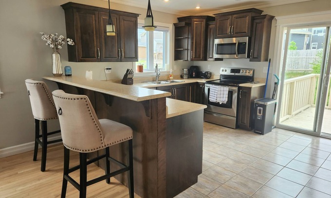Paradise Casa | WOW! Executive 2-Bedroom 2-Bathroom