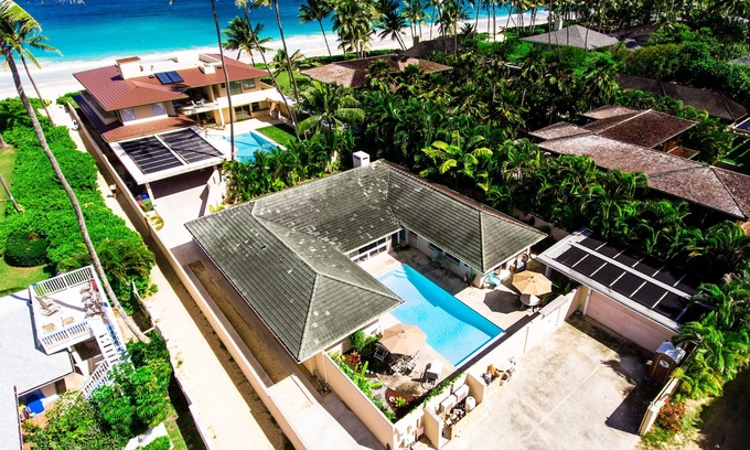 Kailua Casa | ¡Guauu! Inicio a pocos pasos de la playa con piscina