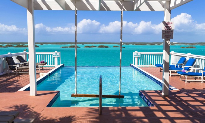 Ocean Point Villa | ¡GUAUU! Waterfront Chalk Sound Oasis con piscina infinita. Kayaks y canoa
