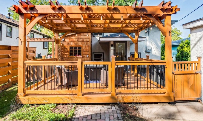 St. Anthony Casa | WOW Yard+!