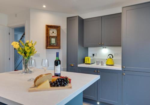 Holt Casa | Wren Drive