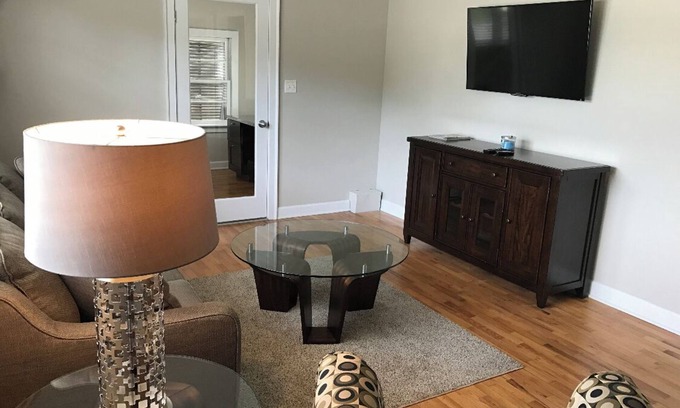 Avondale Casa | Wrightsville Ave Beach Cottage - with HUGE Fenced In Backyard - Pet Friendly