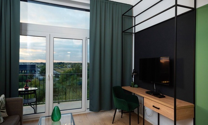 Fabryczna Apartamento | Wrocław Airport Green Studio