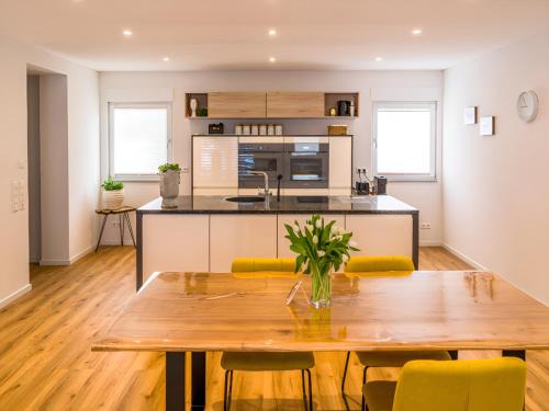 Friesenheim Apartamento | Wunderschöne möblierte Wohnung Neuwertig