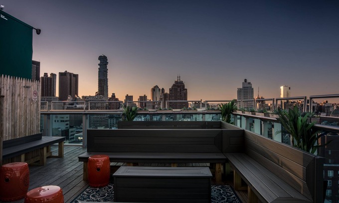 Chinatown Hotel | Wyndham Garden Chinatown