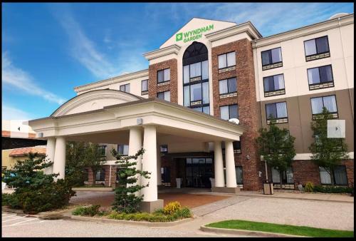 Erie Complejo | Wyndham Garden Erie