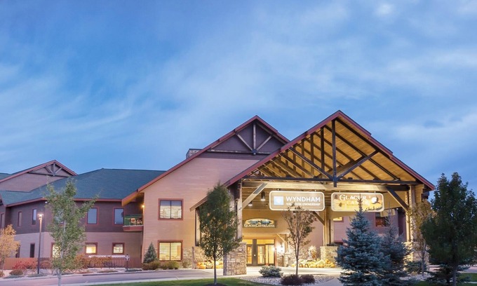 Lake Delton Condominio | Wyndham Glacier Canyon Resort and Waterpark