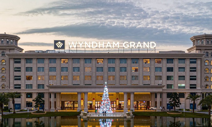 Duanzhou Qu Hotel | Wyndham Grand Zhaoqing Downtown