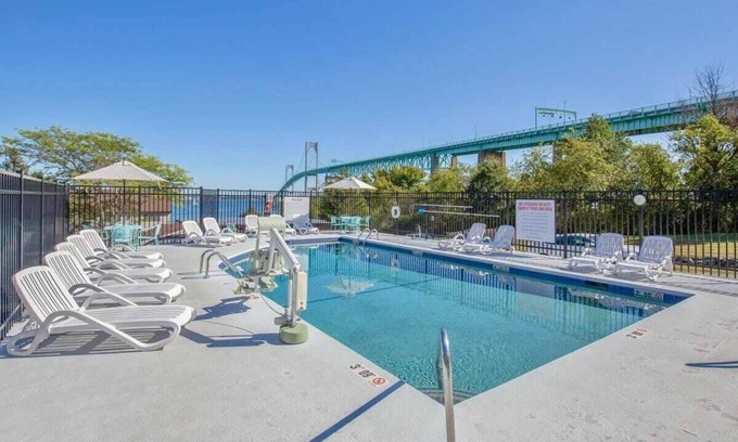 Jamestown Condominio | Wyndham Newport Overlook | 2BR/2BA King Bed Suite