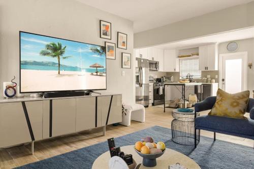 Buena Vista Casa | Wynwood beautiful Art Deco home with 4 Bedroom
